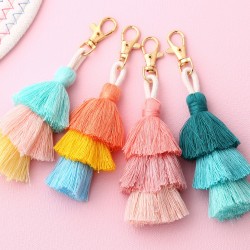  INS波西米亚欧美挂件彩棉绳手工编织三层流苏钥匙扣